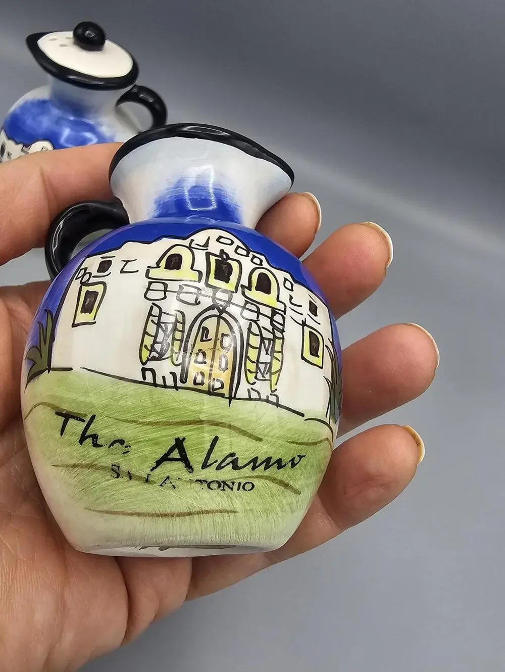 Vintage The Alamo San Antonio Ceramic Salt and Pepper Shakers